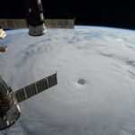 【画像】台風18号を宇宙から撮った写真が凄すぎる！ISSに滞在中の大西宇宙飛行士が撮影！