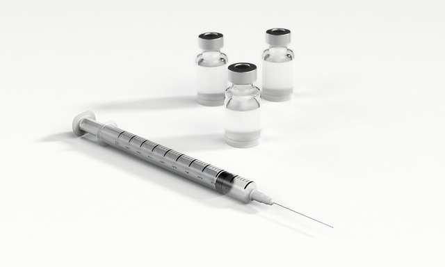 【ワクチン中毒】（2回接種でも感染爆発受け）日本政府も「3回目のワクチン接種」を進める方針固める！イスラエルでは「4回目の接種」に向けて準備！